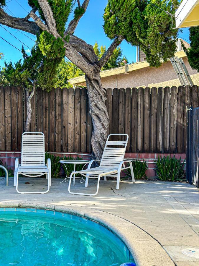 Relaxing 4-br Oasis With Pool - Bb Vakantiehuis *
