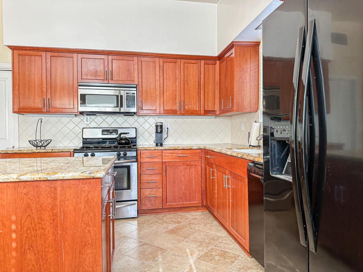 Casa vacanze Relaxing 4-br Oasis With Pool - Bb